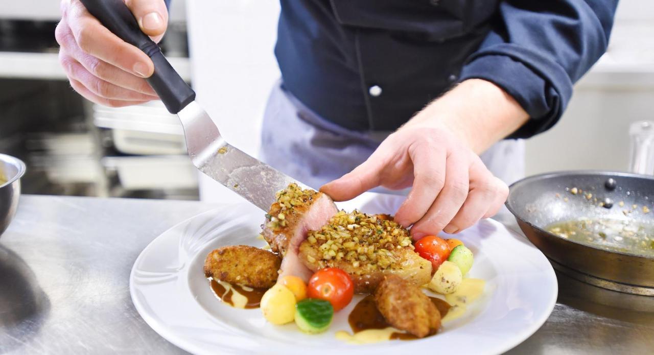 Hotel Neue Hoehe Klingenberg Εξωτερικό φωτογραφία