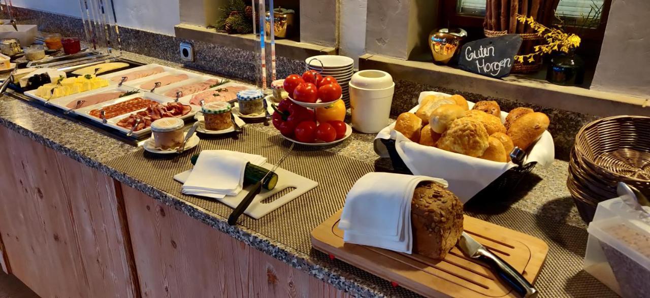Hotel Neue Hoehe Klingenberg Εξωτερικό φωτογραφία