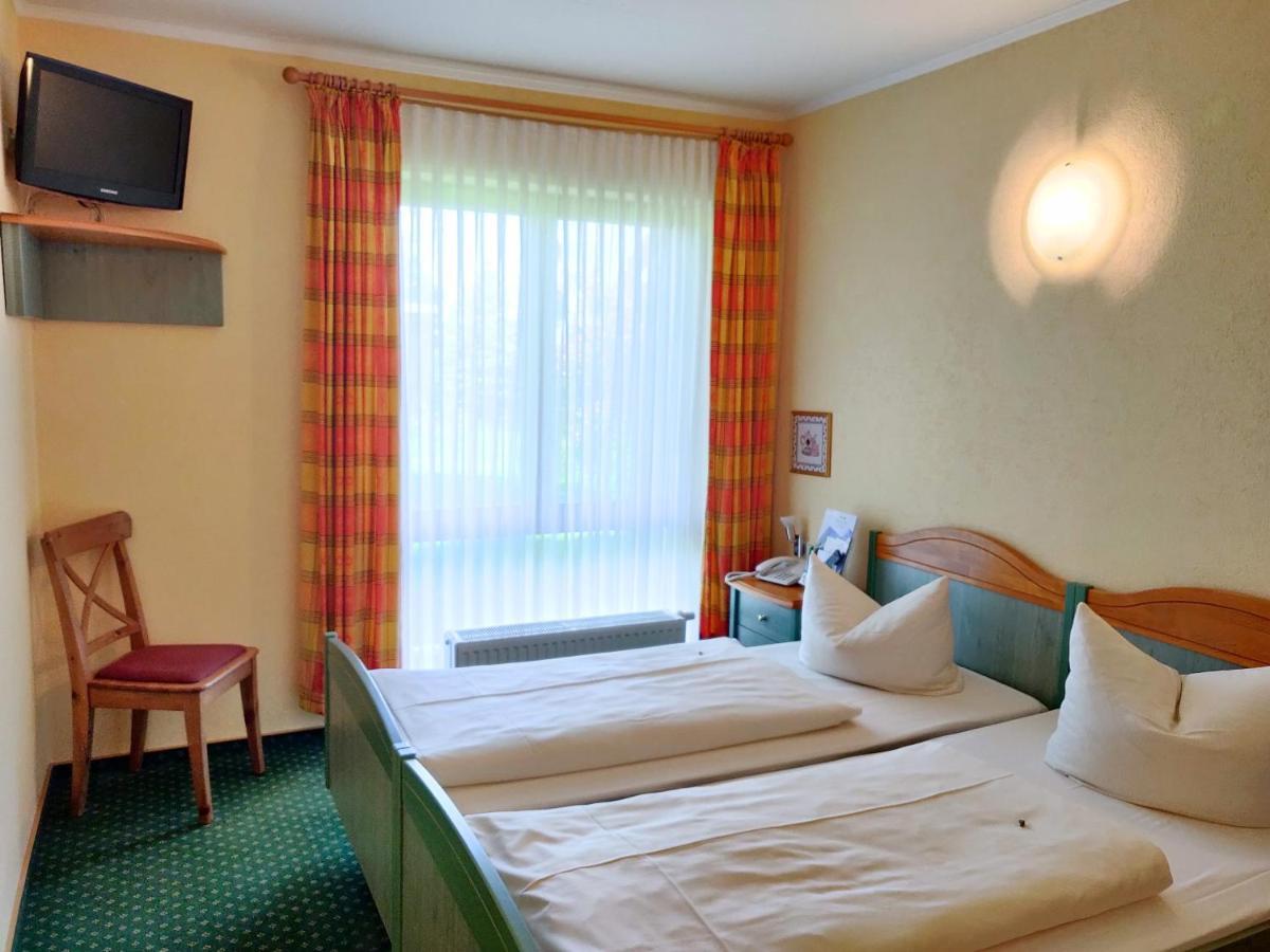 Hotel Neue Hoehe Klingenberg Εξωτερικό φωτογραφία