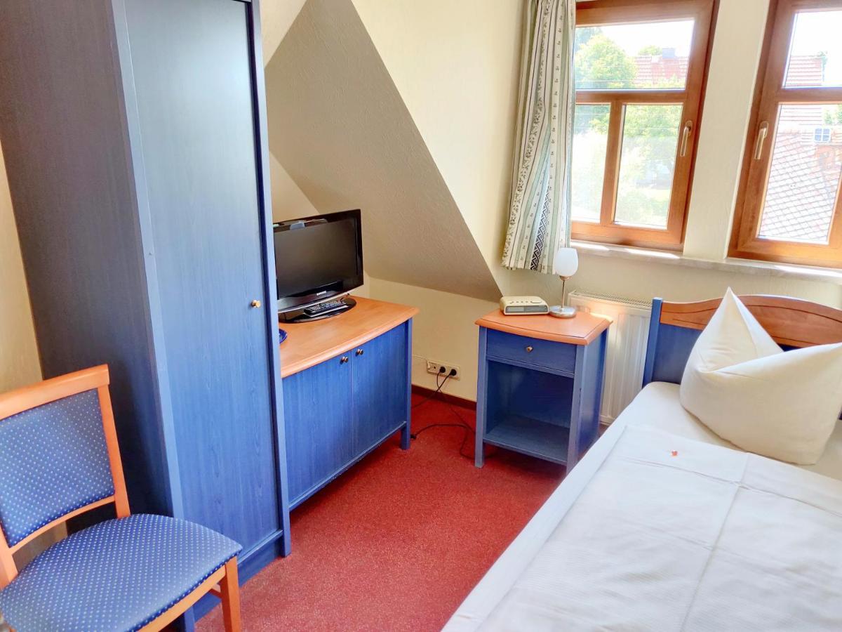 Hotel Neue Hoehe Klingenberg Εξωτερικό φωτογραφία