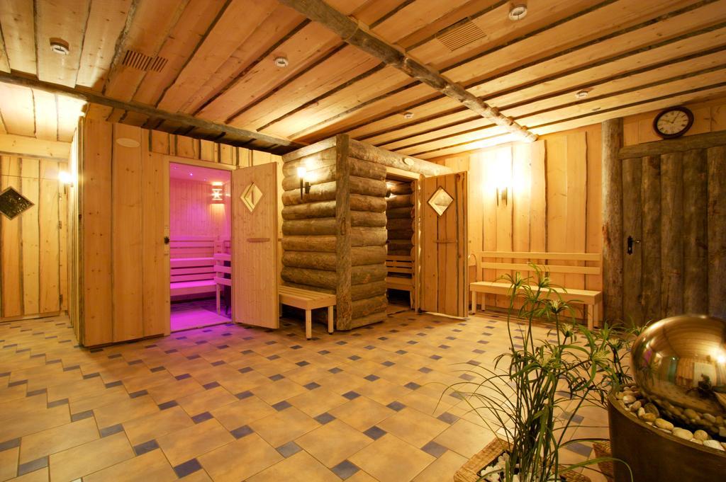 Hotel Neue Hoehe Klingenberg Εξωτερικό φωτογραφία
